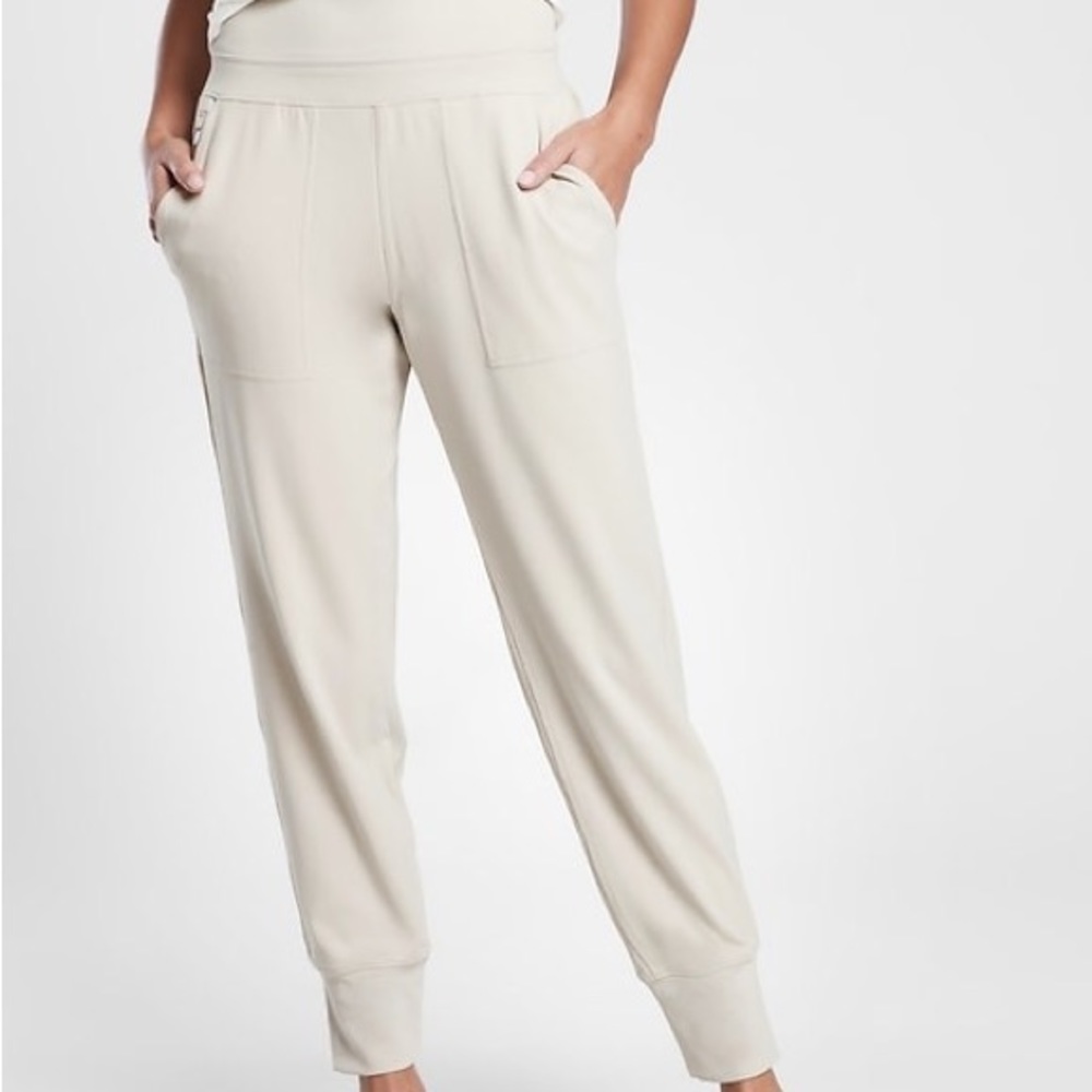 Athleta Venice Jogger in Abalone Grey SP